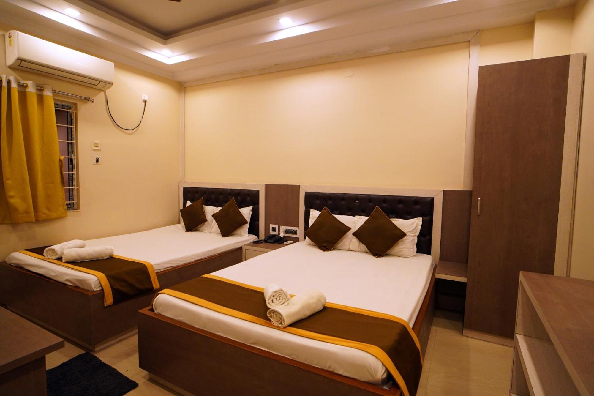 Royal Sea View !! Beach Front With Free Wifi !! Дигха Екстериор снимка
