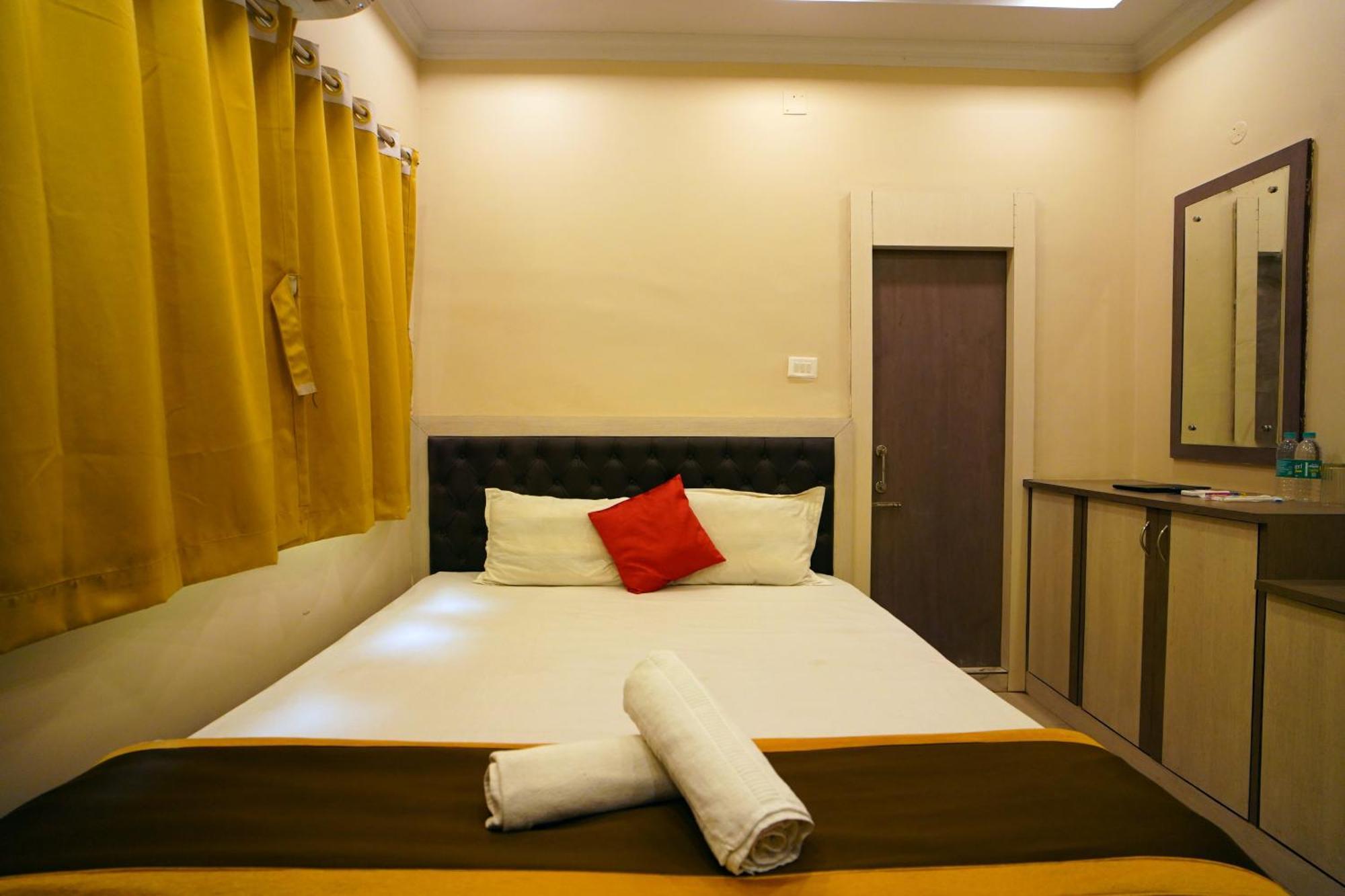 Royal Sea View !! Beach Front With Free Wifi !! Дигха Екстериор снимка